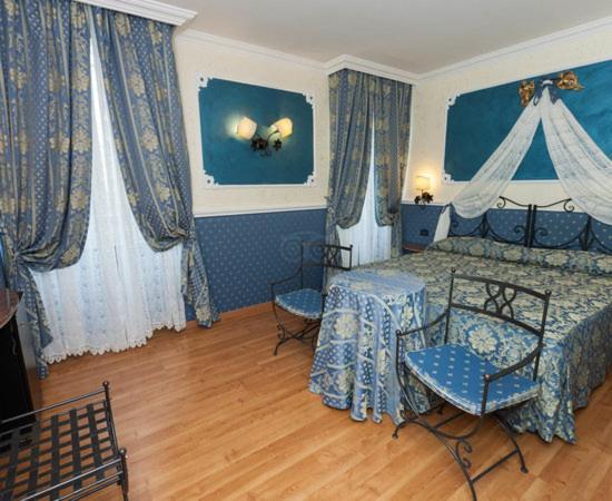 Double Room,1209423070:JPEG